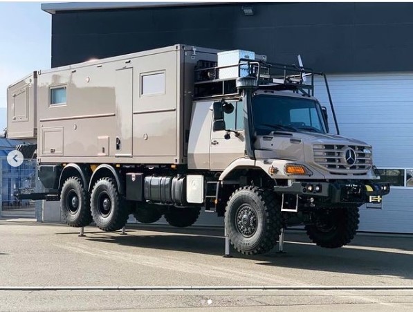 Redfoot Levelling - Description Keywords: Mercedes Benz, Expedition Off-Road Vehicles