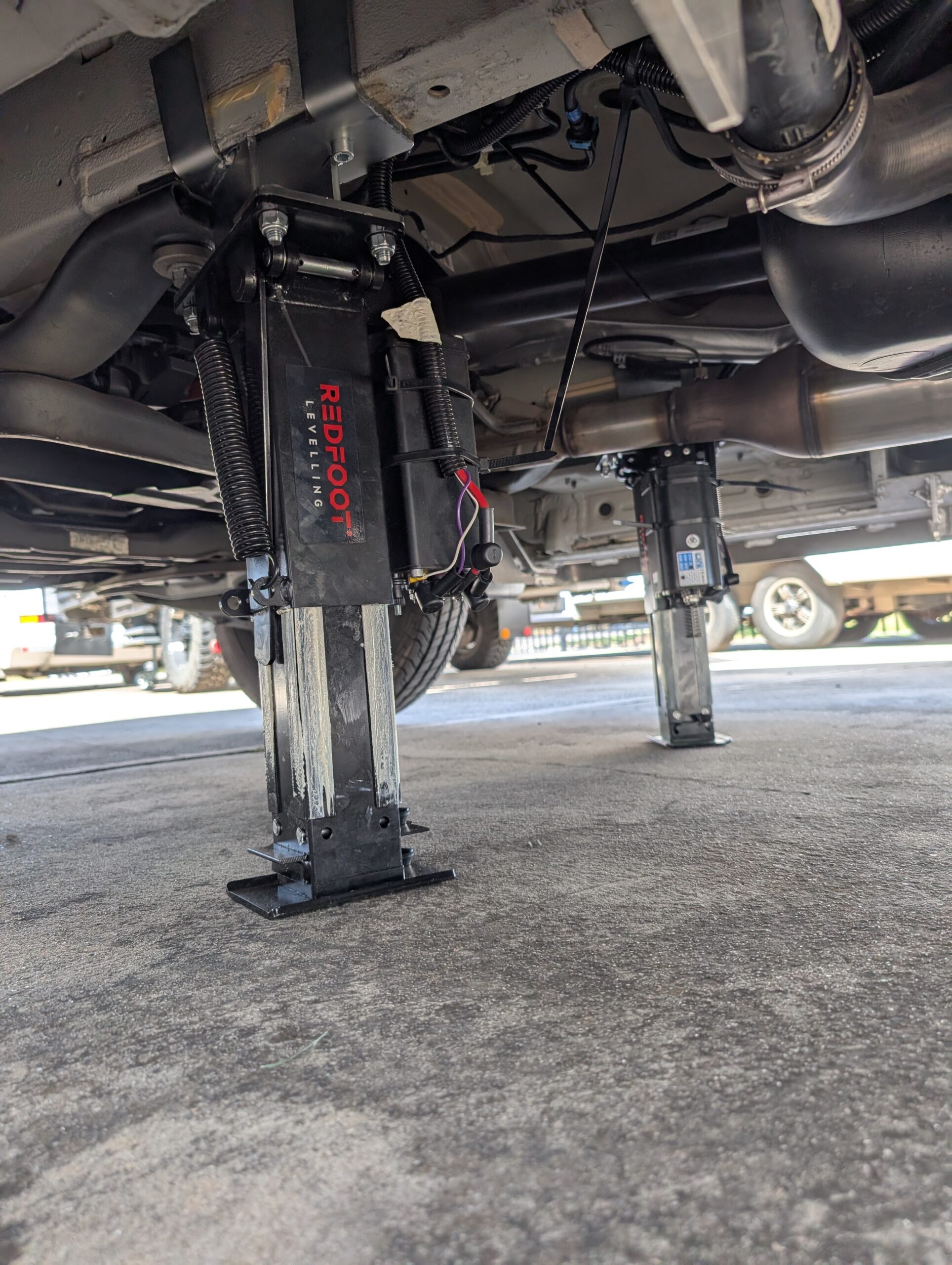 Close-up of AutoLift legs