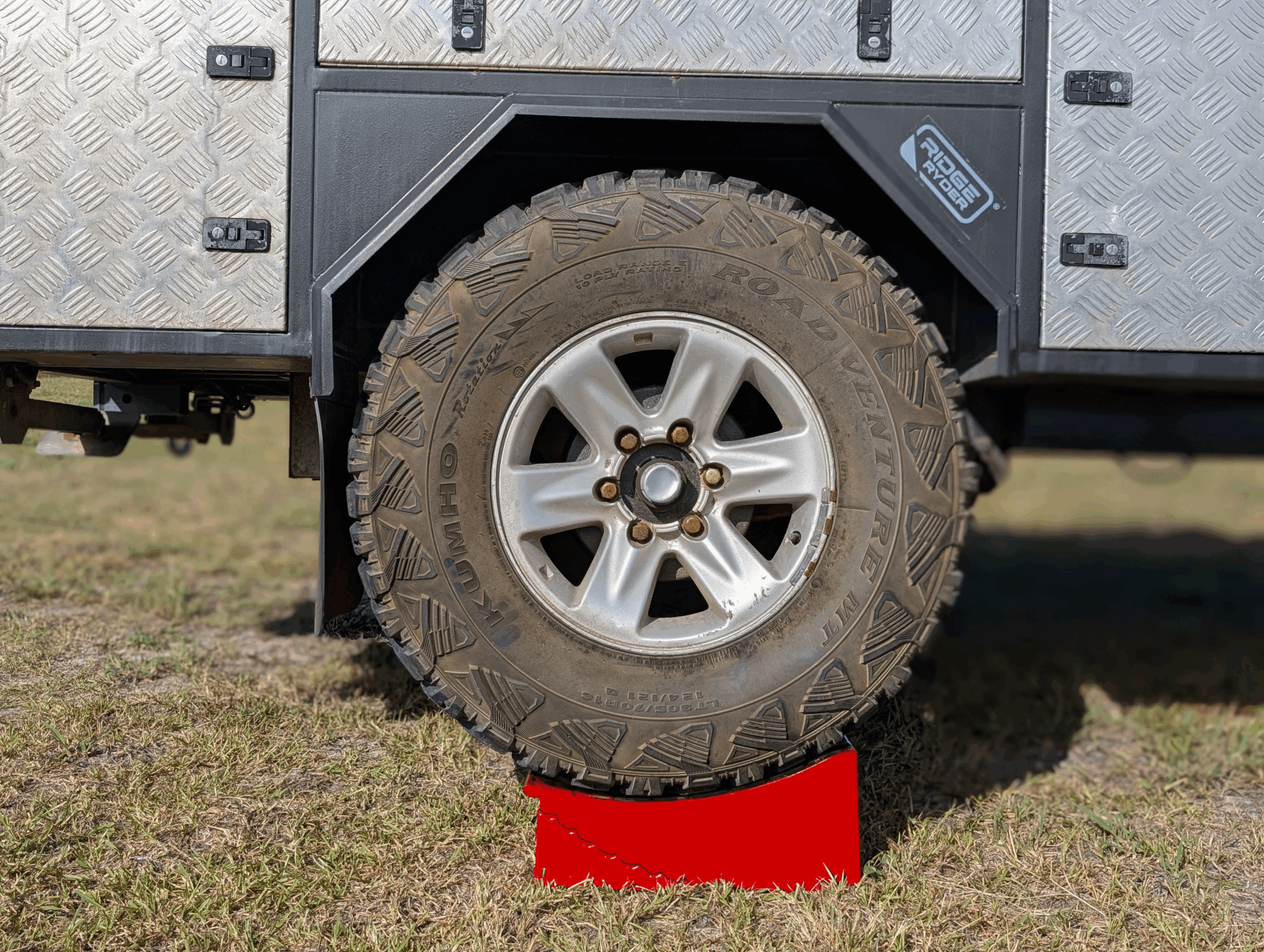 Redfoot Offroad Levelling Ramp Twin Pack - 170mm Lift - Image 10